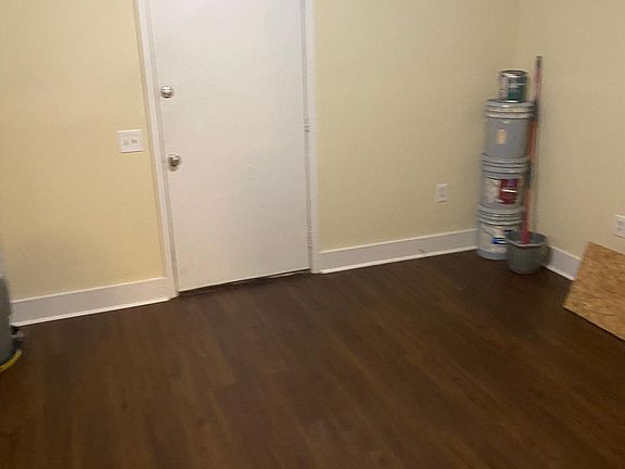 4th image of 3459 Broadway Ave