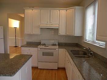 4th image of 2421 Dakota Lakes Dr