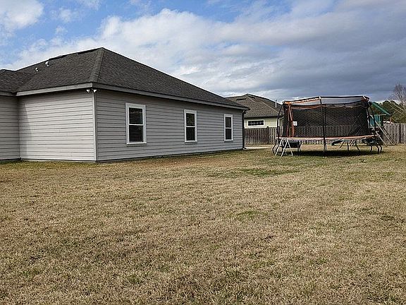 5th image of 7843 NW 45th St