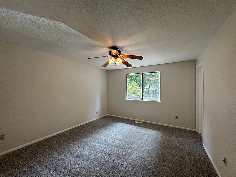 4208 31st Avenue Ct — Photo 21