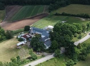 65 Brookline St, Pepperell, MA 01463