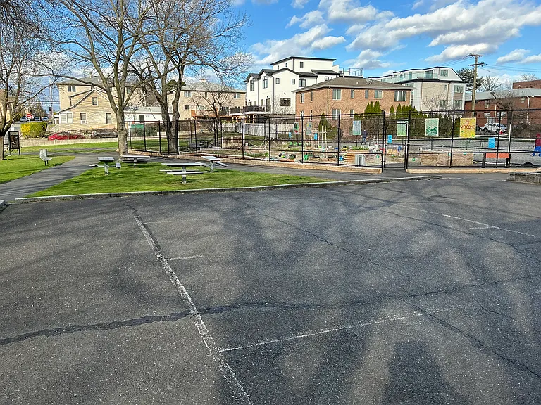 2195 N Central Rd #5A — Photo 22