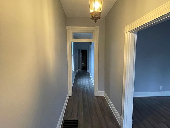 3rd image of 538 Longfield Ave