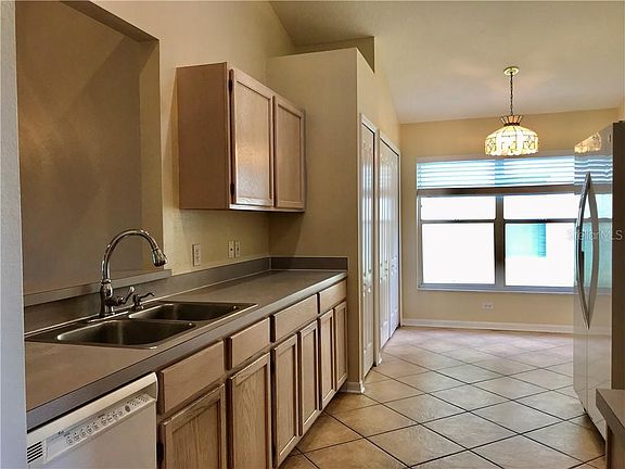 2nd image of 4621 Gulfwinds Dr