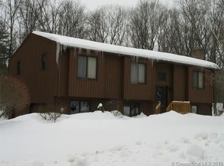 22 Cherrywood Dr, Ellington, CT 06029