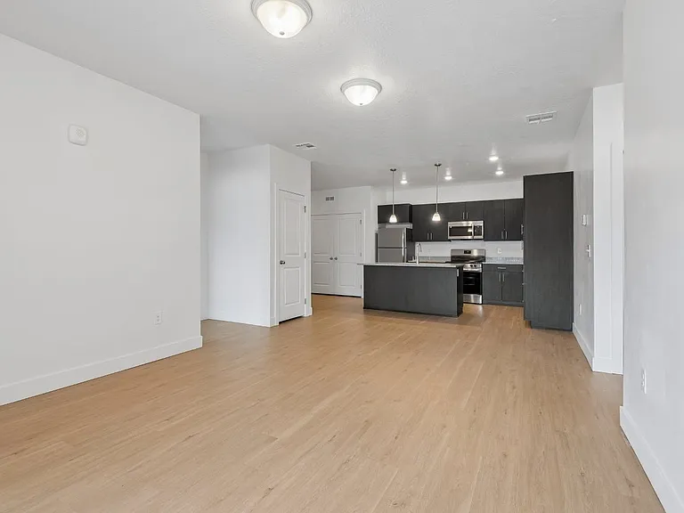 Lex Apartments — Photo 12