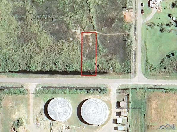 3 Birch Ln, Grand Isle, LA 70358