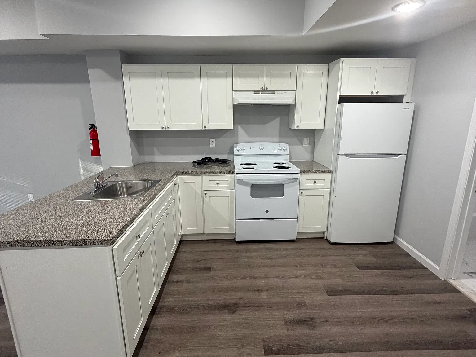 217 Graham Ave — Photo 2