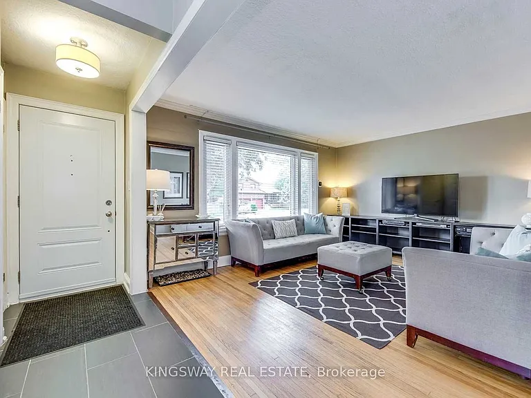 408 Lanor Ave #MAIN — Photo 3
