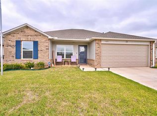 1421 Quartz Pl, Noble, OK 73068
