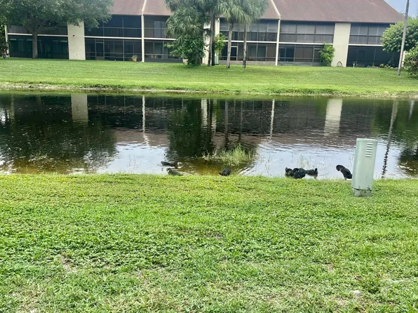 3529 Englewood Drive E #313, Lake Worth, FL 33467