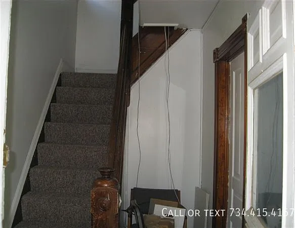 502 E Ann St — Photo 16