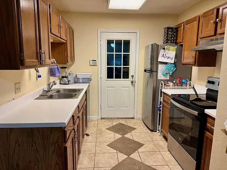 405 Northern Trl — Photo 5