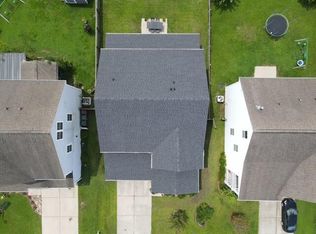 527 Crossland Dr, Moncks Corner, SC 29461