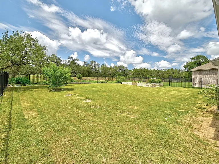 2982 Reunion Blvd — Photo 33