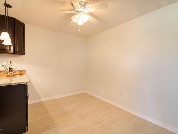 3rd image of 401 Monroe Ave APT B202