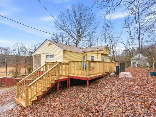 128 Powderhouse Lane, New Albany, IN 47150
