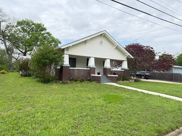 555 Tinker Ave, Pawhuska, OK 74056