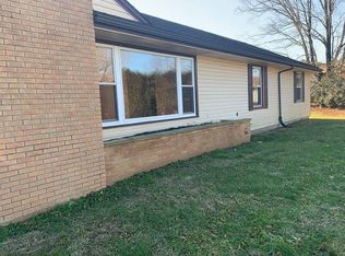 65 Grandview Ave, Jackson, OH 45640