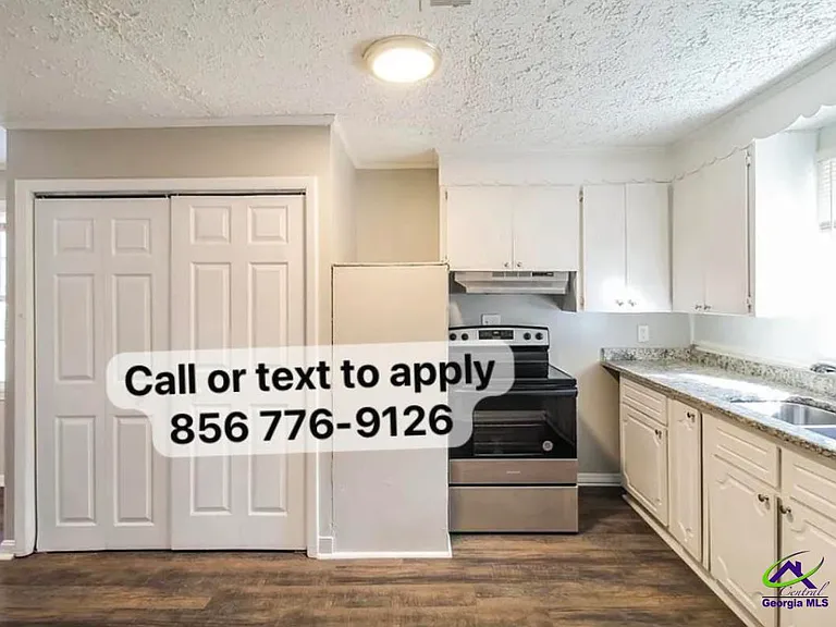 139 Garland Ter — Photo 2