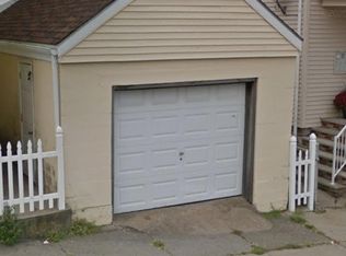 316 Division St APT 1, Fall River, MA 02721