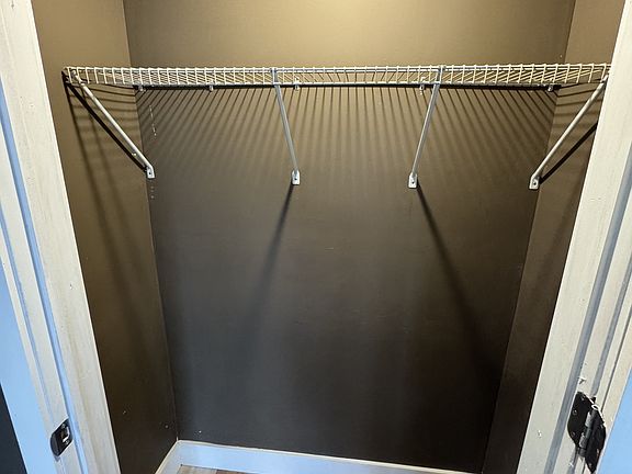 4th image of 3710 E Washington St #4