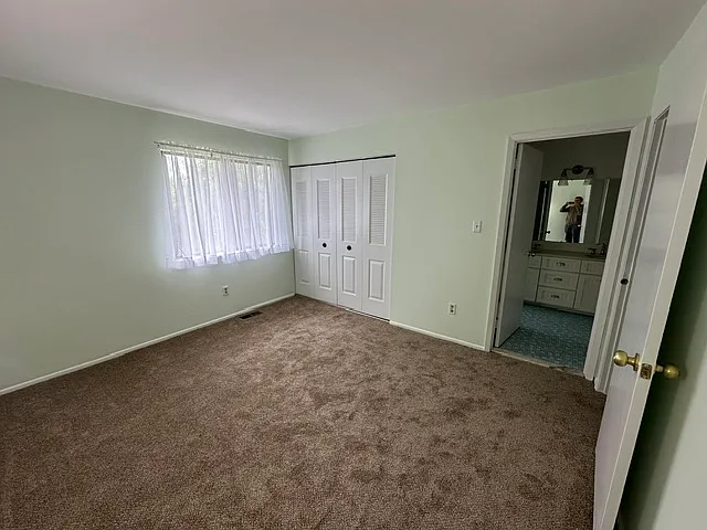 2127 Rhododendron Ct — Photo 12