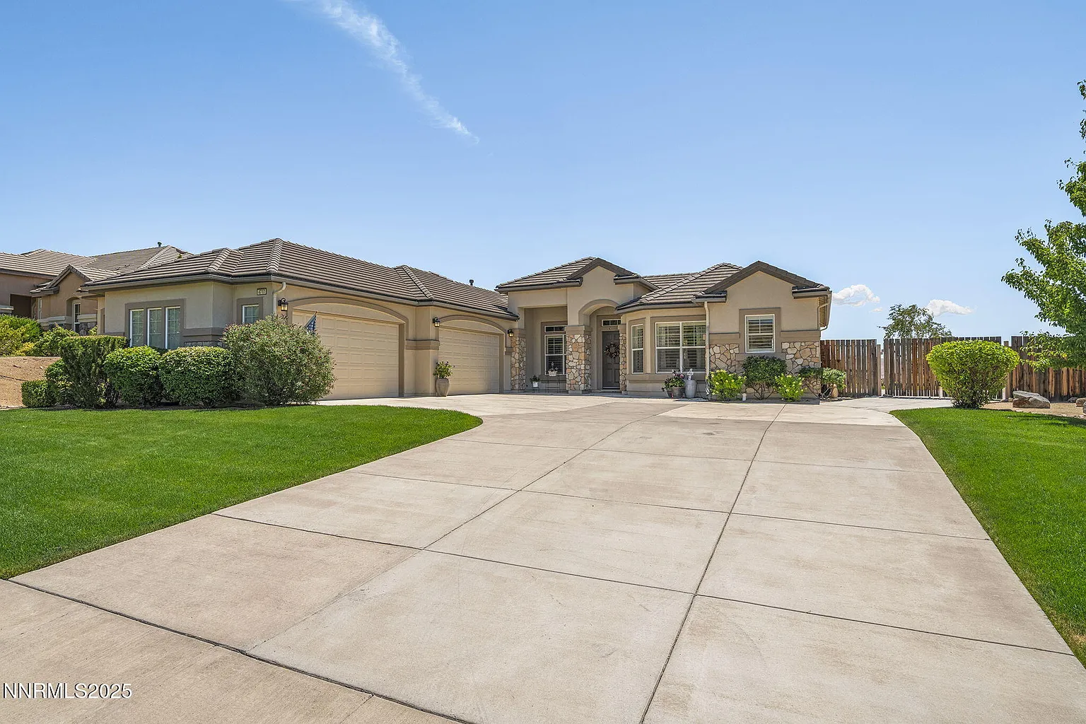 4717 Cobra Ct photo 1