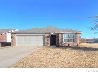 2559 S Main St, Sapulpa, OK 74066