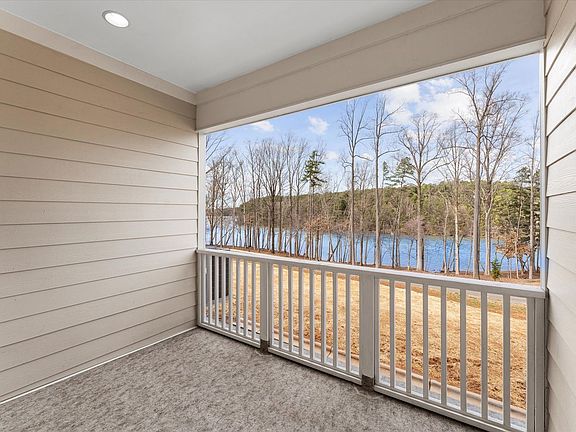 5th image of 628 Amalfi Dr #67