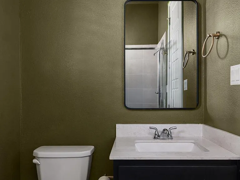595 Dayridge Dr — Photo 22
