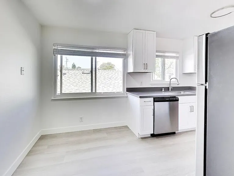 939 Channing Way #D — Photo 5