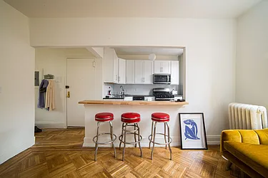 Rented by Jonathan Wachtel, LREB