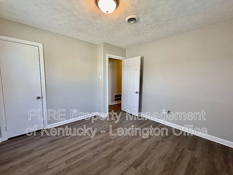 508 Beech St — Photo 15