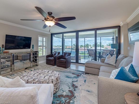 4th image of 880 Huron Ct #2-407