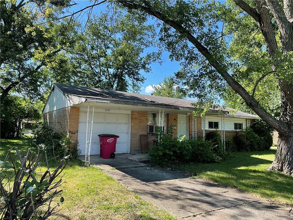 2nd image of 1137 S Main St