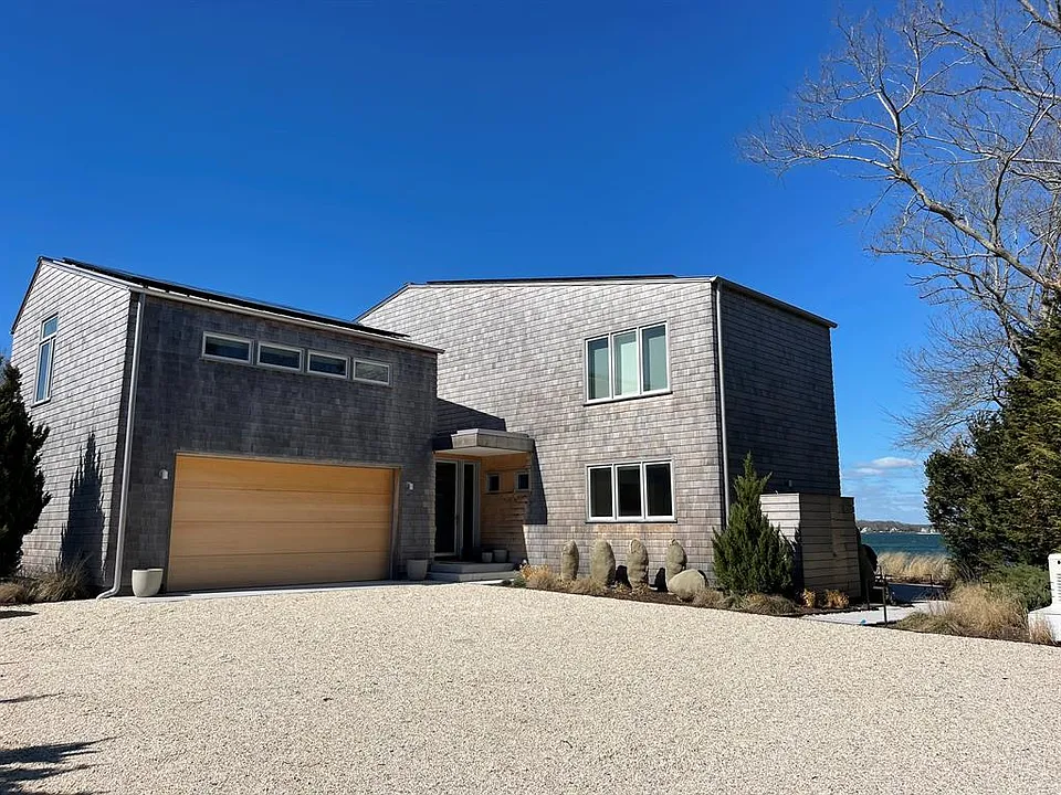 495 N Parish Dr