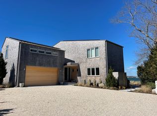 495 N Parish Dr, Southold, NY 11971