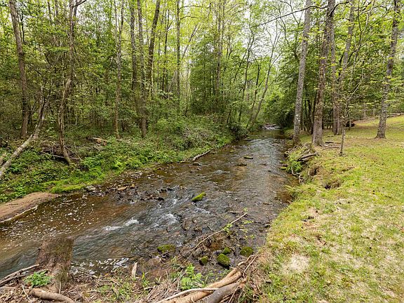 3rd image of 210 Granite Dr Lot 11
