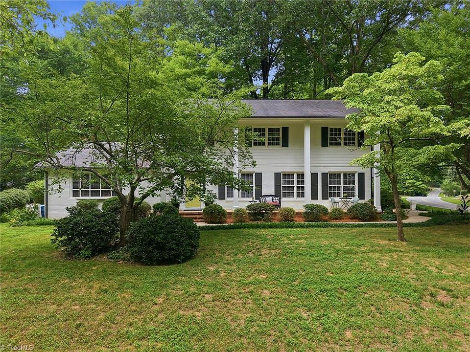 1st image of 4301 Oakcliffe Rd