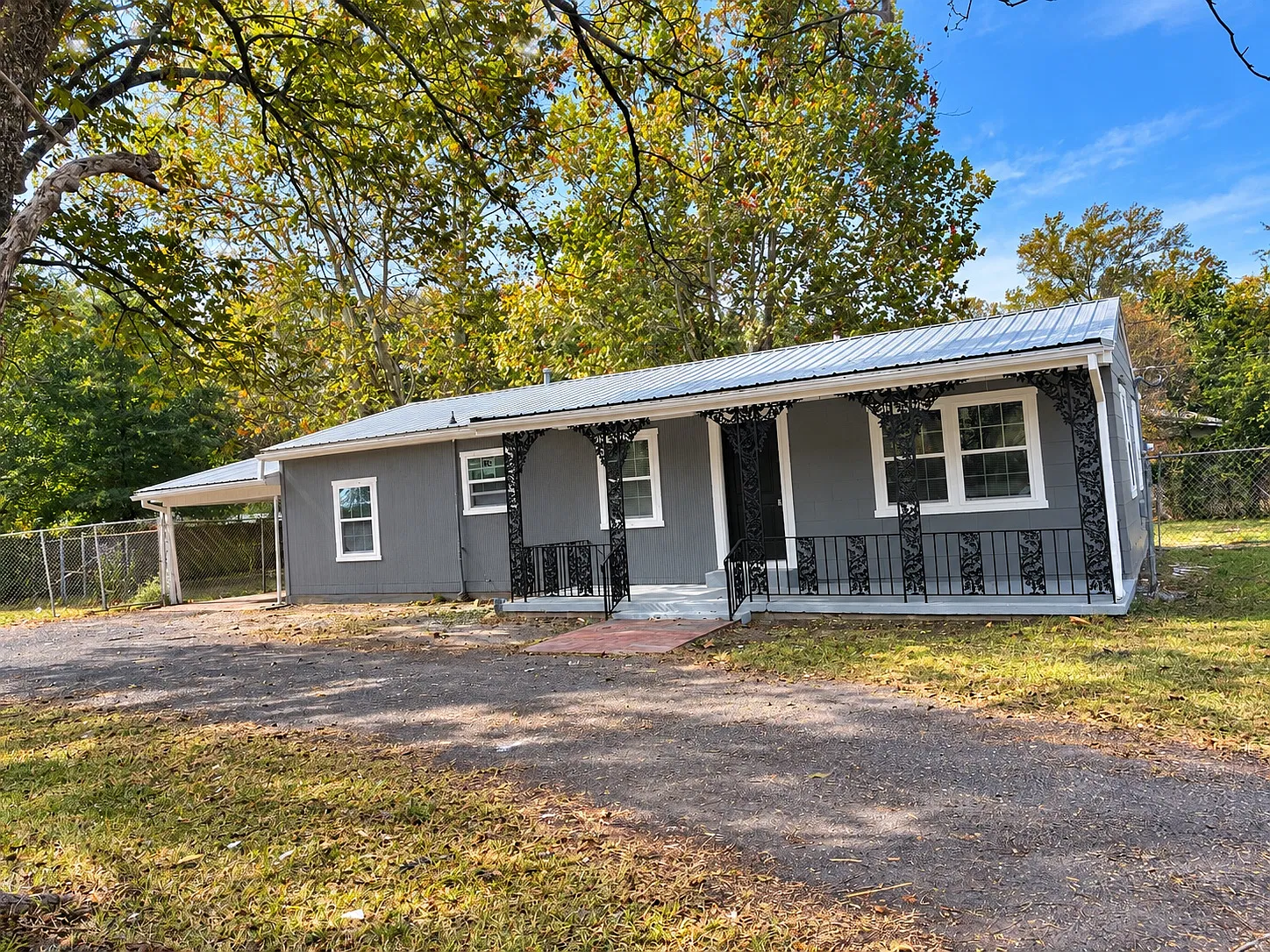 3 bed, 1200 sqft, $1,625 — Photo 1
