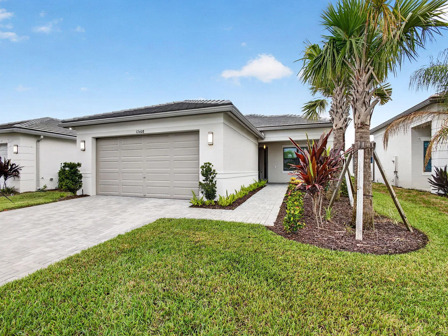 2 bed, 3.0 bath, 2136 sqft, $3,450 — Photo 1