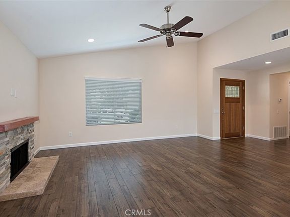 4th image of 602 Carnation Dr