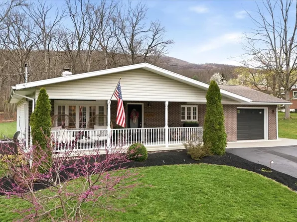 13205 Woodridge Ln SW, Cresaptown, MD 21502