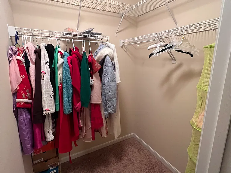 10210 Hamlet Ct — Photo 25