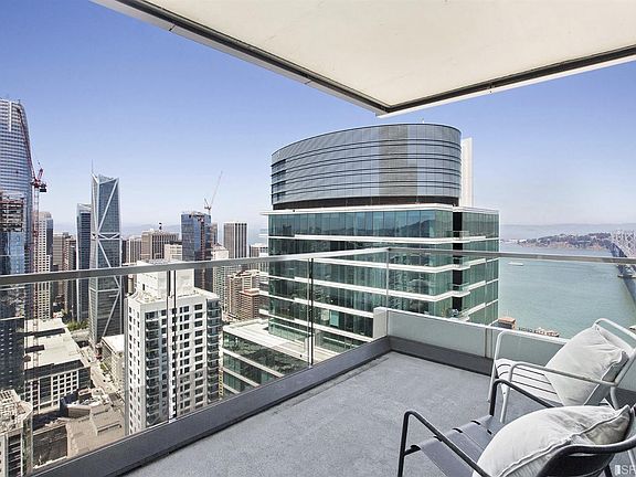 3rd image of 425 1st St Unit 4408