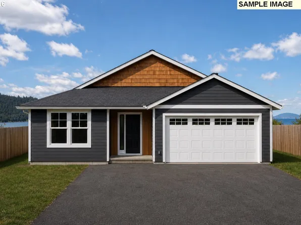 105 Magnolia Ln, Garibaldi, OR 97118