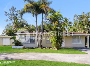 49 W Mango Rd, Lake Worth, FL 33467