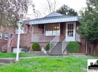2071 Enslow Blvd, Huntington, WV 25701