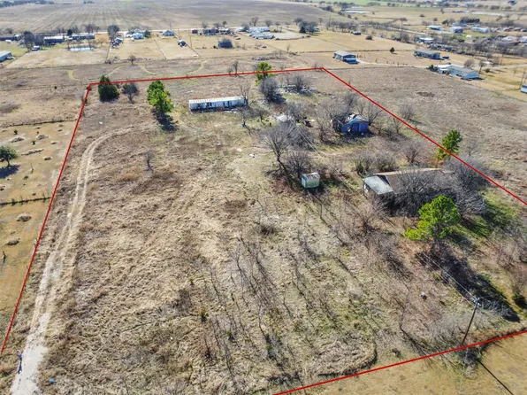 7560 Dobbs Rd, Sanger, TX 76266